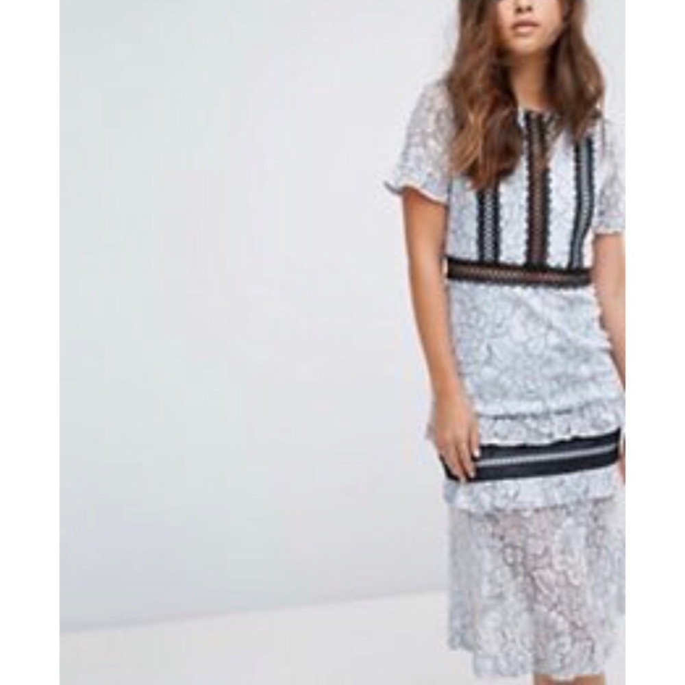 PrettyLittleThing Frill Sleeve Lace Midi Dress